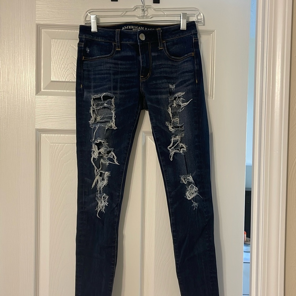 American Eagle Super Stretch Distressed Dark Was Skinny Jeans
